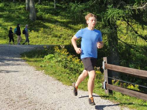 0cfcefee-23d4-4a89-a4b0-ab61b9991934 (1)