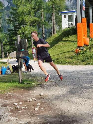 37c4e5bc-cd26-48e5-aa65-b596bad57fcc (1)