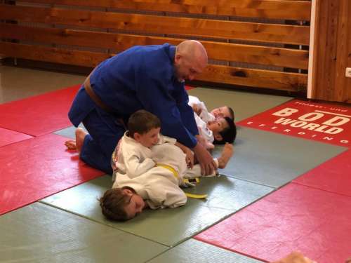 6faf678a-f611-4b79-b3f3-41d9e0974f2e (1)