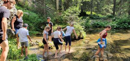 8adda1b1-a9c2-4463-8e17-23bc5b51461c