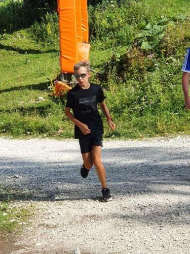 c0235b7b-fca5-4fb3-a449-8e2d1954ebf7 (1)