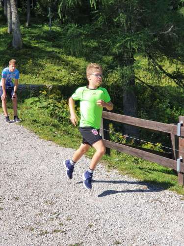 e16c2c40-5d4b-47e6-895d-20557b01eac7 (1)